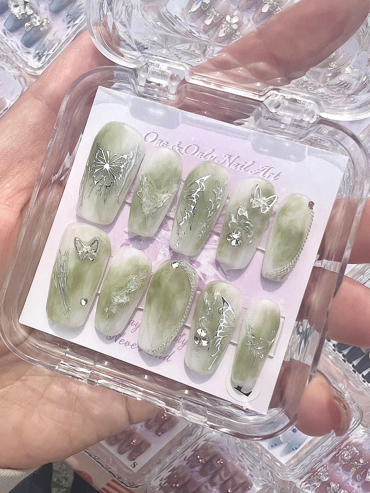 B33 Green Butterfly