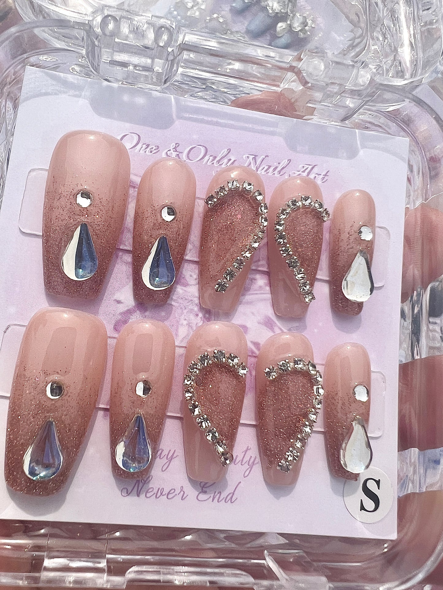 B68 Diamond Heart