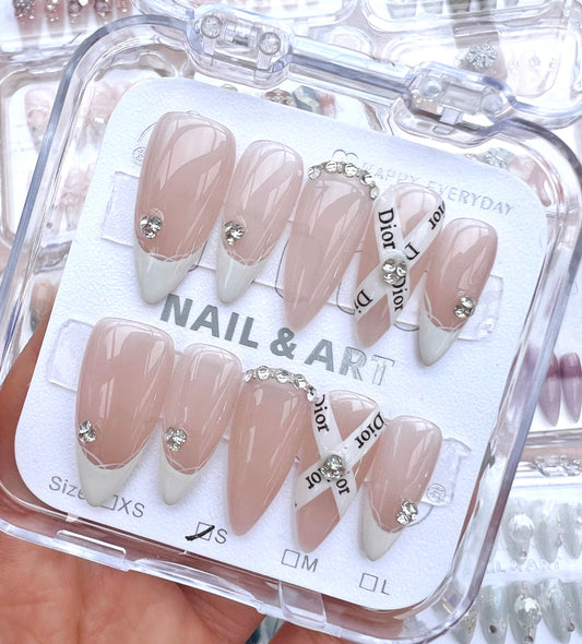 A15 Luxury Almond Press on Nails