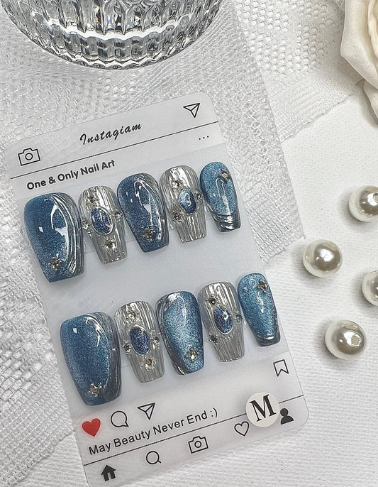 B06 Light Blue Cat Eye