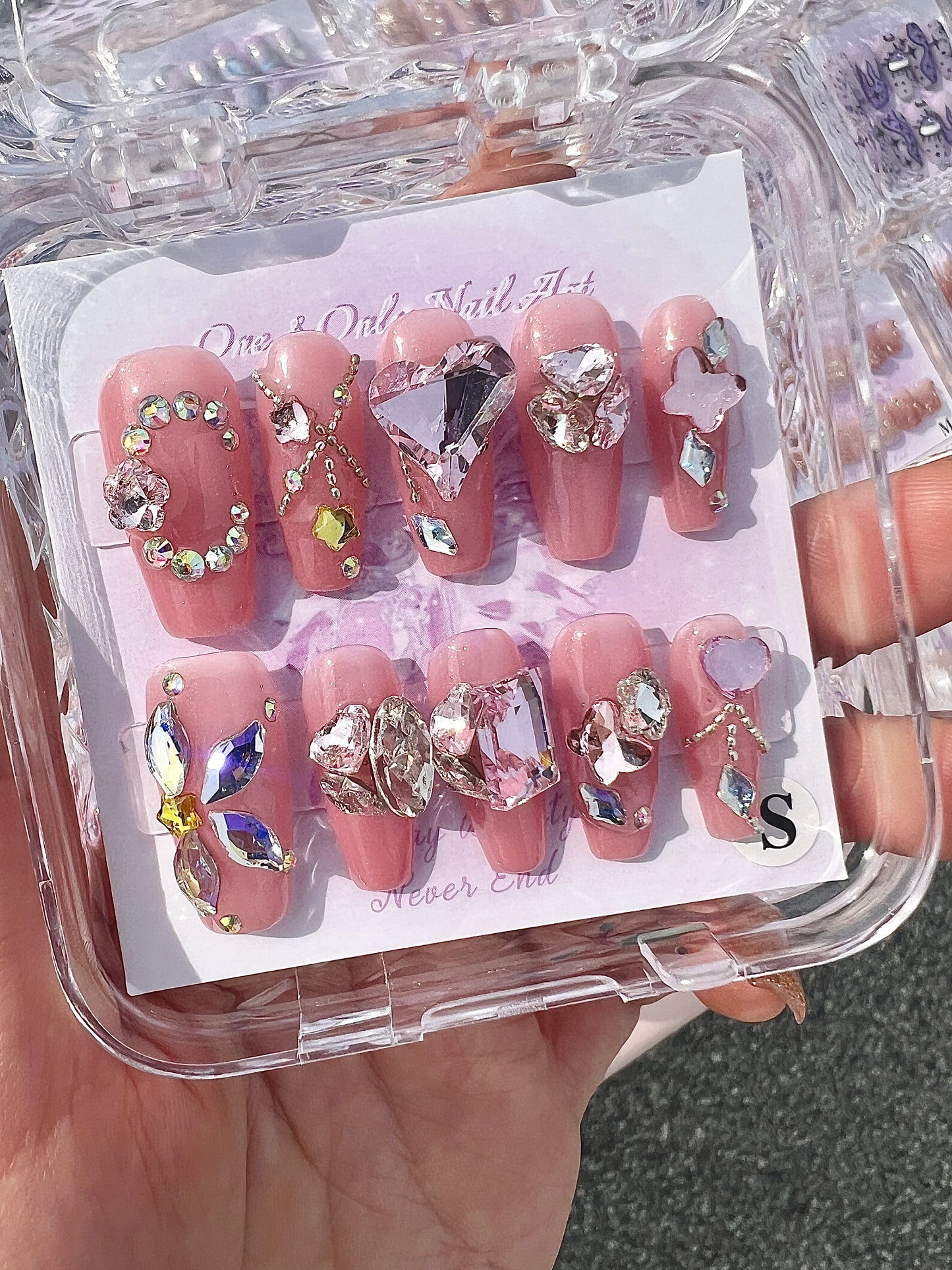 B48 Floral Stones