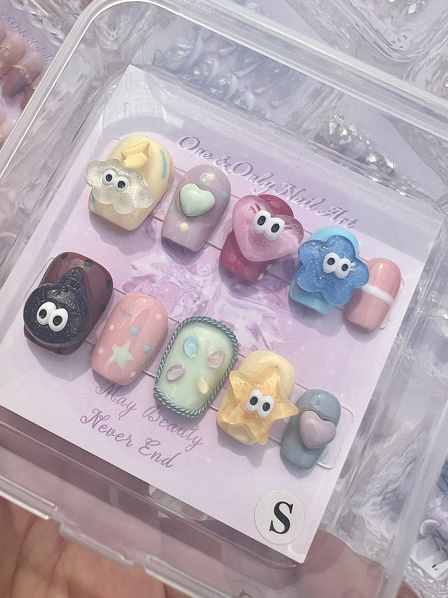 B64 Mini Eyes