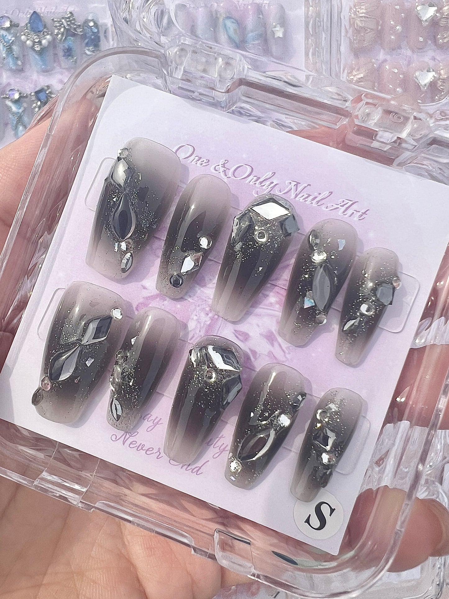 B42 Dark Stones w/ Sparkles