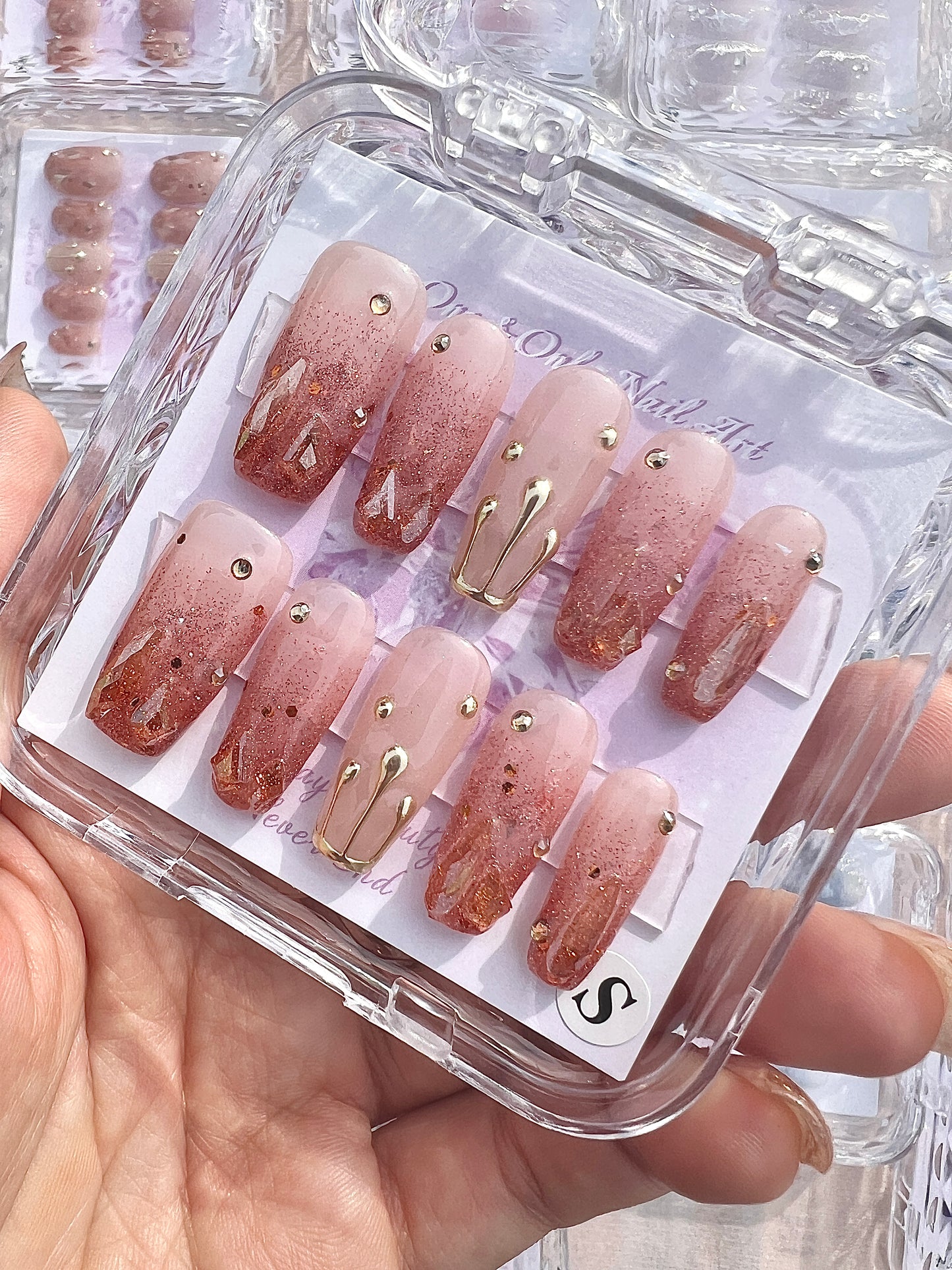 B27 Strawberry Crystal (Coffin Long)